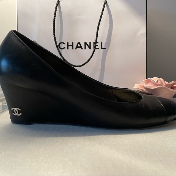 CHANEL Escarpins Wedge Heels